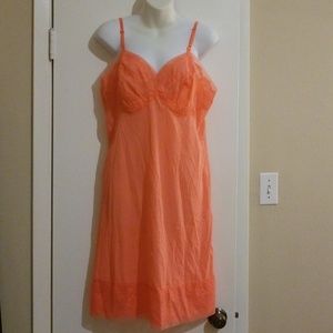 Vanity Fair Nightgown 🤩